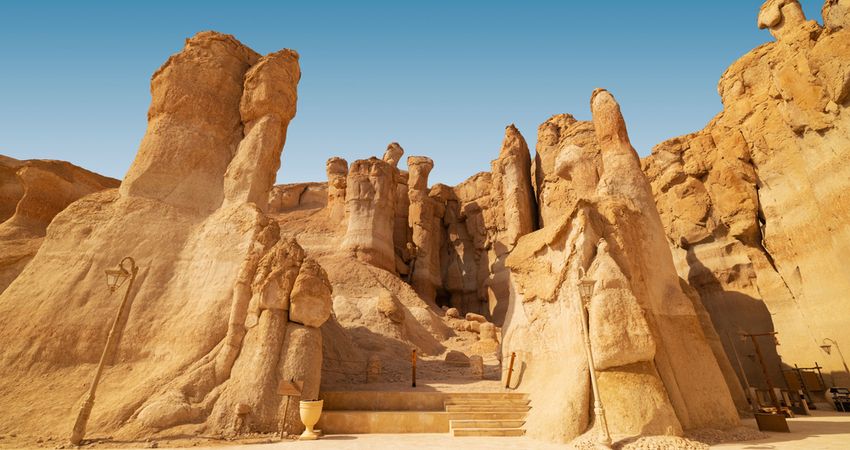 Al Qarah Mountain: A Stunning Site With Natural Caves, Rock Formations